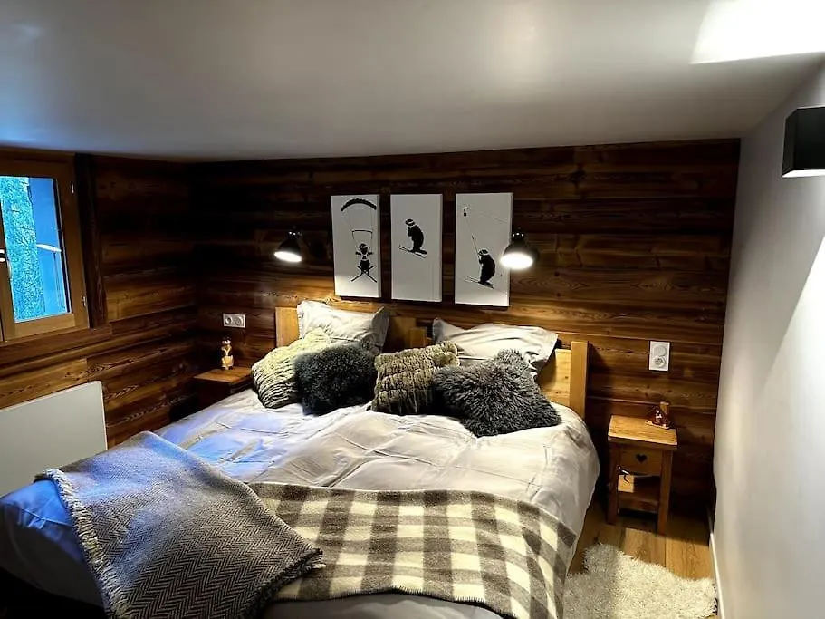 Chalet De L'Ours, 4 Etoiles, Avec Spa Et Proche Des Pistes La Clusaz
